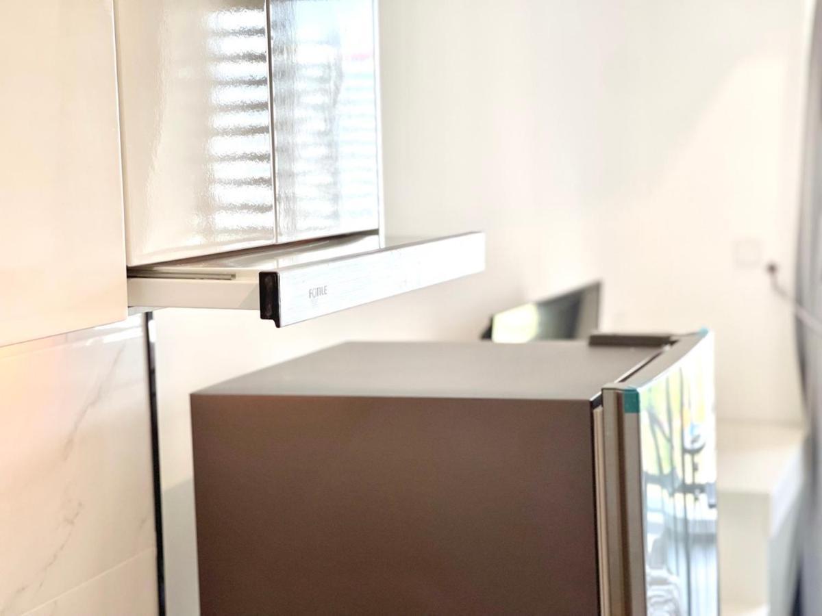 U Mall Apartments - 400M To Sokha Beach シアヌークビル エクステリア 写真