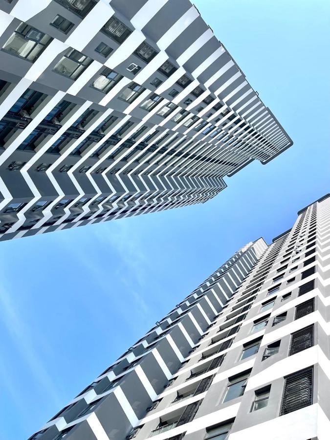 U Mall Apartments - 400M To Sokha Beach シアヌークビル エクステリア 写真
