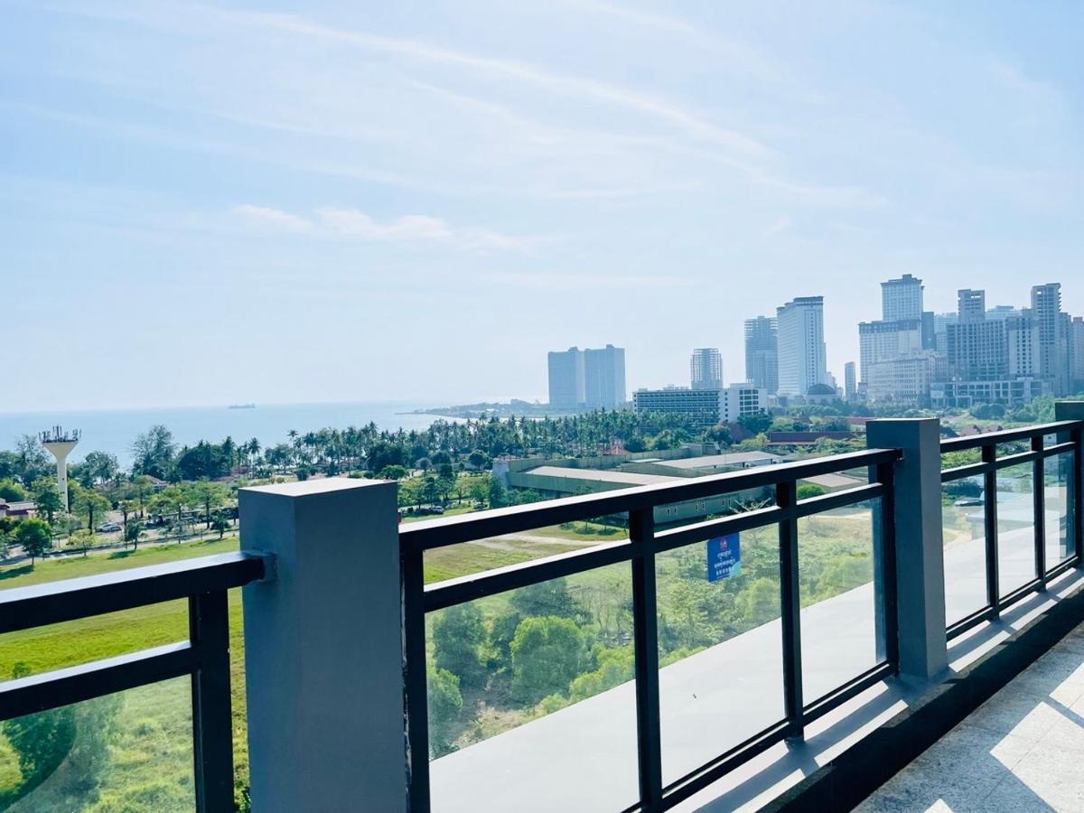 U Mall Apartments - 400M To Sokha Beach シアヌークビル エクステリア 写真