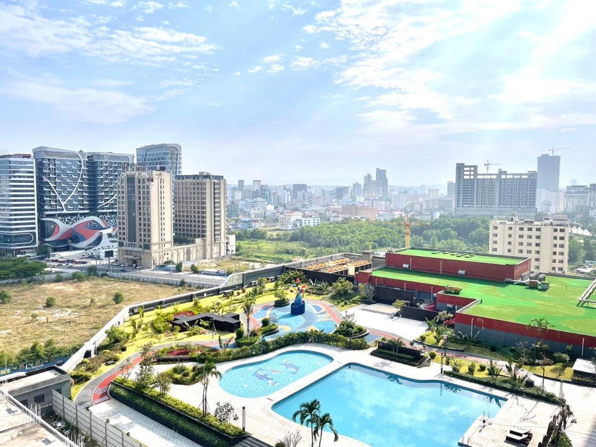 U Mall Apartments - 400M To Sokha Beach シアヌークビル エクステリア 写真